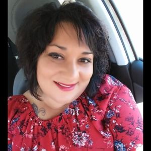 Meet your Posher, Gloria